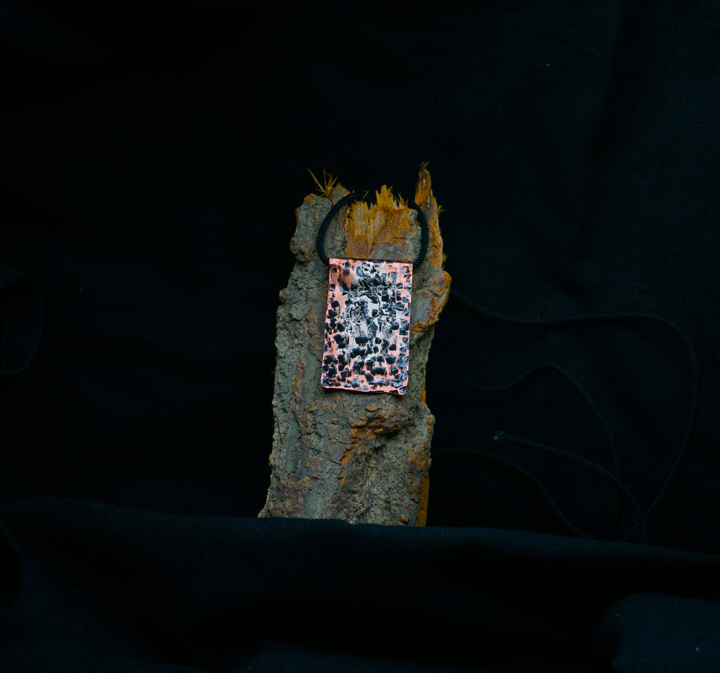 Hecate's Pendant / No.1